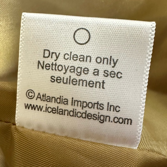 Icelandic Design VTG Wool Embroidered Asymmetric Zip Jacket - Picture 15 of 16